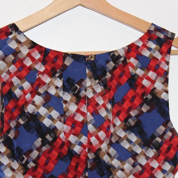 Trina Turk Multicolor Geometric Silk Sleeveless top Women's Size S - Picture 6 of 12